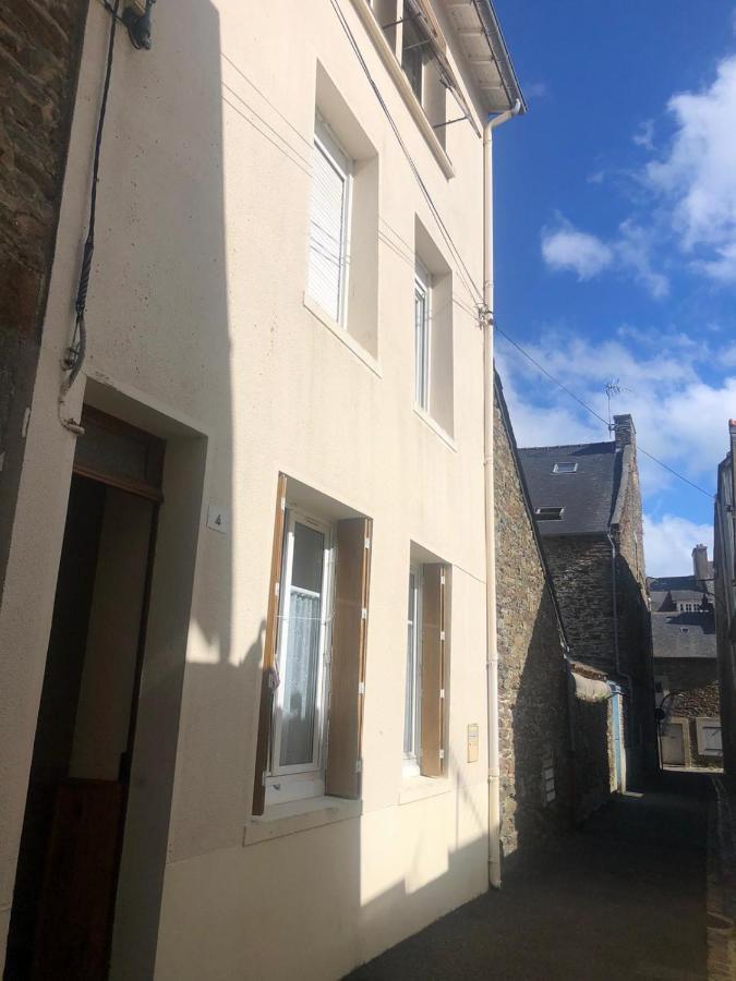 Appartement Rue Nationale - Port De La Houle Cancale Eksteriør bilde